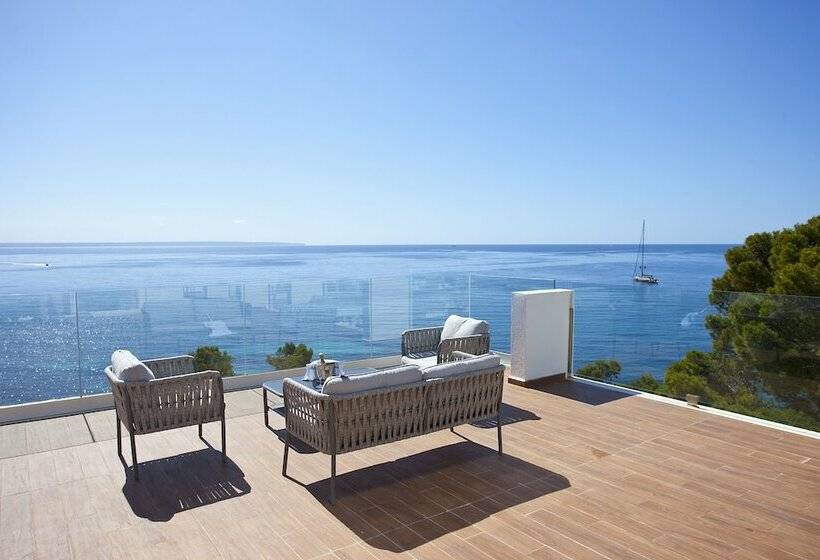 Студио Deluxe Вид на Море, Aparthotel Ponent Mar