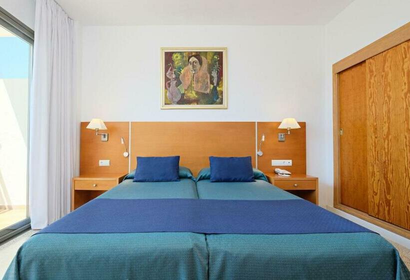 غرفة قياسية مطلّة علي حمام السباحة, Azuline Hotel S Anfora & Fleming