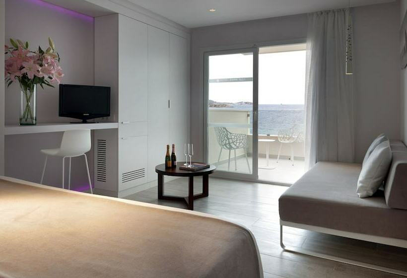 Номер Стандарт с Террасой, Garbi Ibiza & Spa