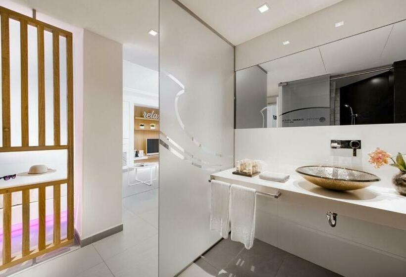 Quarto Superior, Garbi Ibiza & Spa