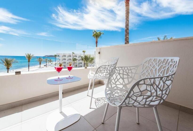 Quarto Estandar com Terraço, Garbi Ibiza & Spa