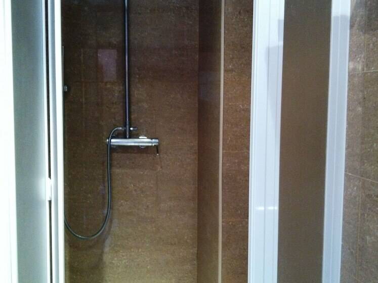 Quarto Estandar Individual, Haromar
