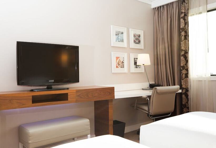 Номер Стандарт, Hilton Barcelona