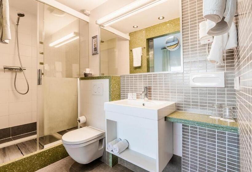 Номер Стандарт с Балконом, Lux Isla