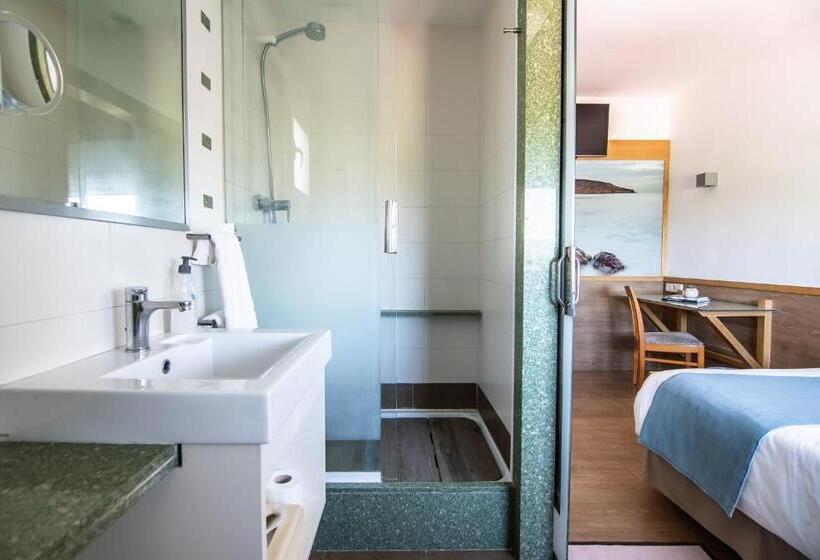 Quarto Estandar Individual, Lux Isla