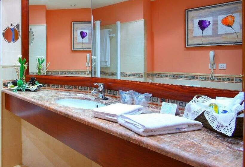 Номер Стандарт Вид на Бассейн, Valentin Star Menorca - Adults Only