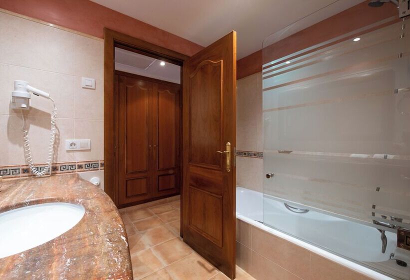 Номер Стандарт Вид на Бассейн, Valentin Star Menorca - Adults Only