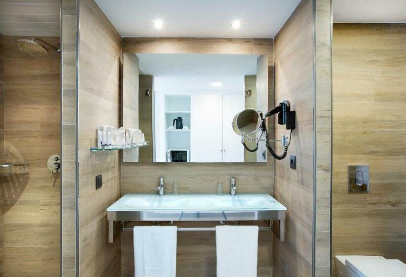 Полулюкс, Mar Hotels Playa De Muro Suites