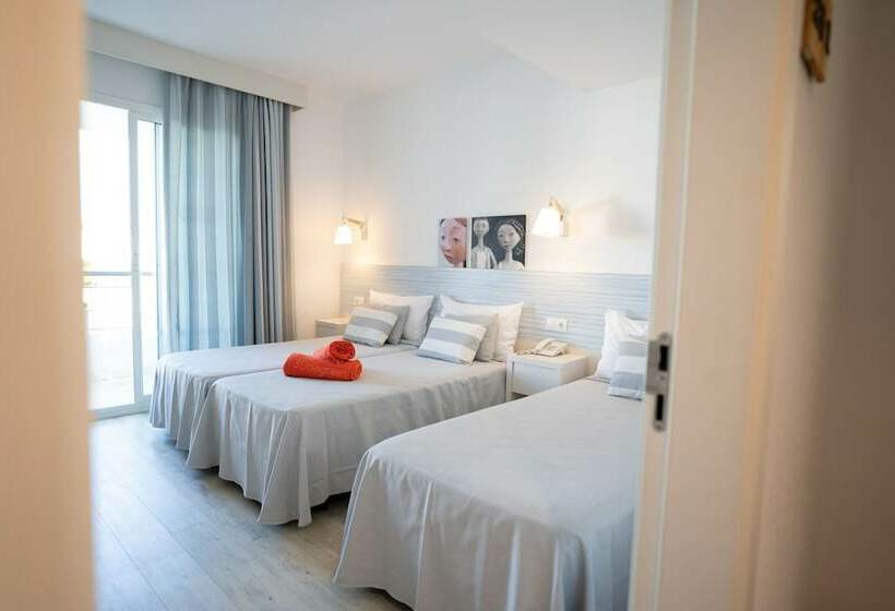 اتاق استاندارد سه نفره, Fergus Club Pineda Splash