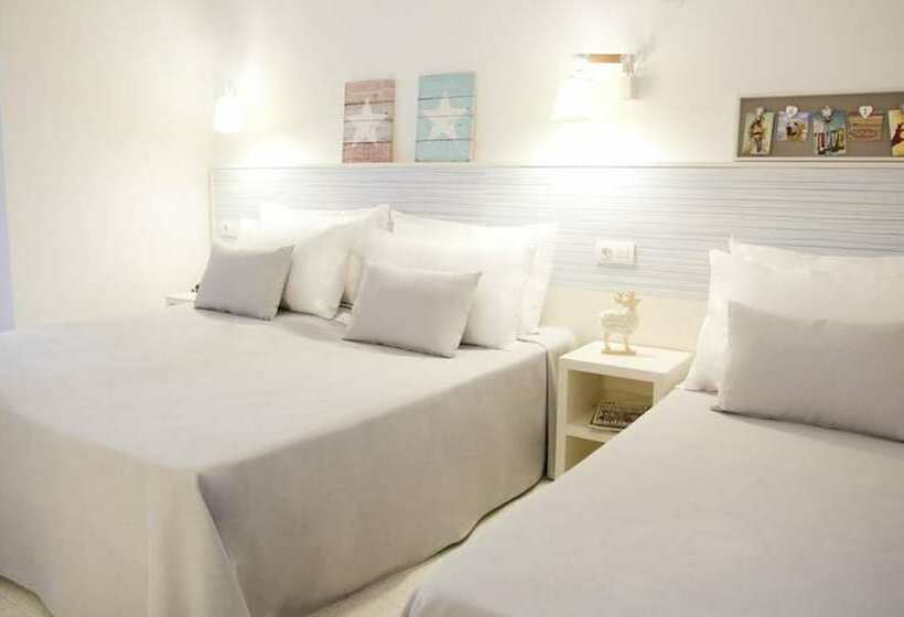 4인용 스탠다드 룸, Fergus Club Pineda Splash