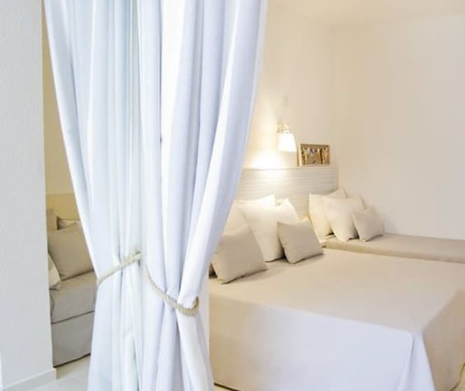 اتاق استاندارد چهار تخته, Fergus Club Pineda Splash