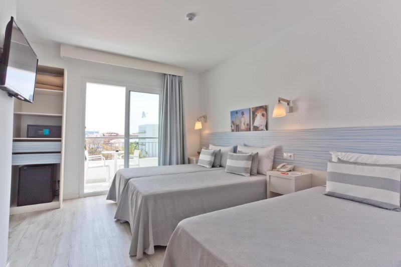 Chambre Triple Standard, Fergus Club Pineda Splash