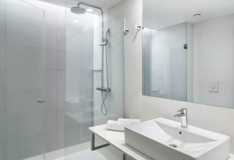 スタンダードルーム, B&b Hotel Donostia Aeropuerto