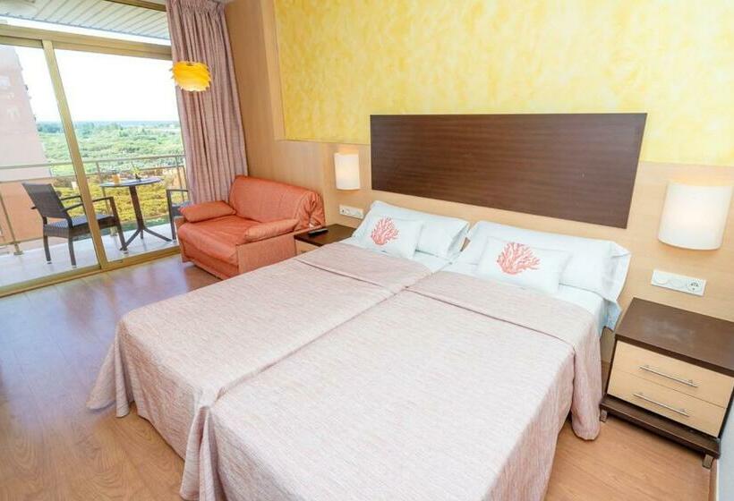 Quarto Triplo Comfort, Blaumar