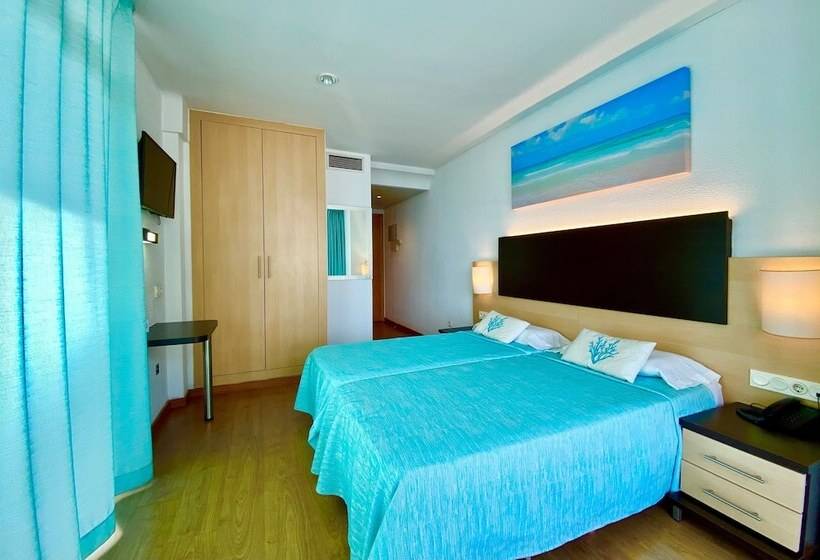 Quarto Triplo Comfort, Blaumar