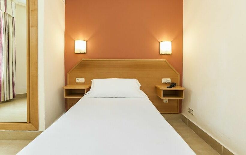 Quarto standard, Globales Reina Cristina