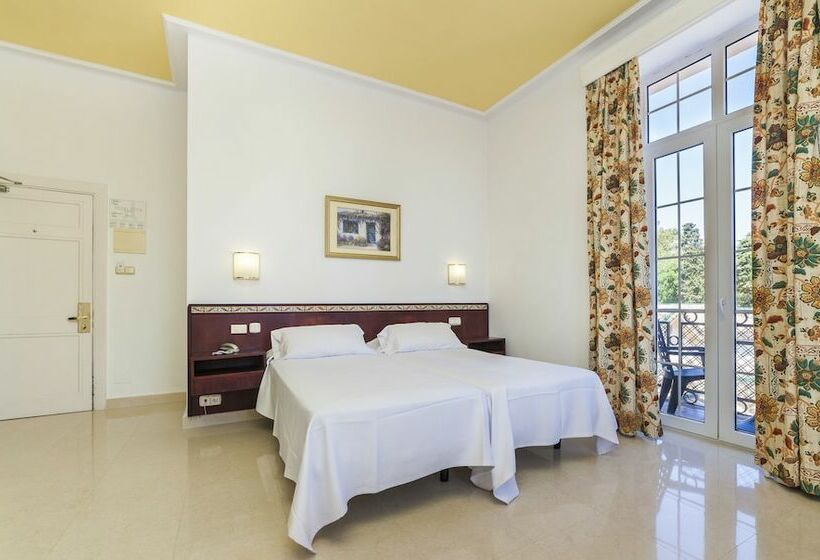 Quarto Triplo Standart, Globales Reina Cristina