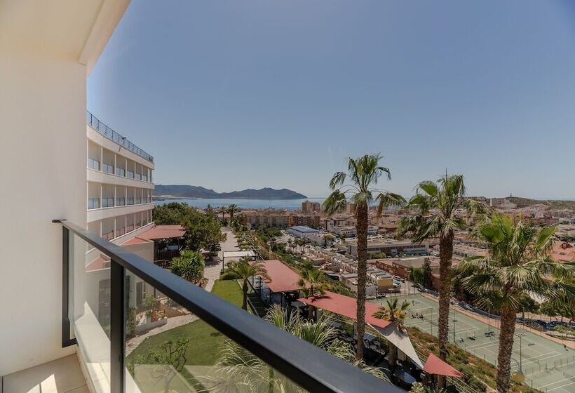 Семейный Номер Deluxe, Ramada Resort by Wyndham Puerto de Mazarron