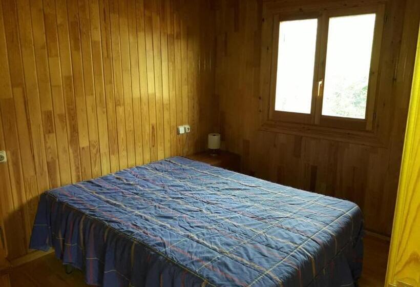 بانگلوی استاندارد 2 خوابه, Sabiñanigo Camp &