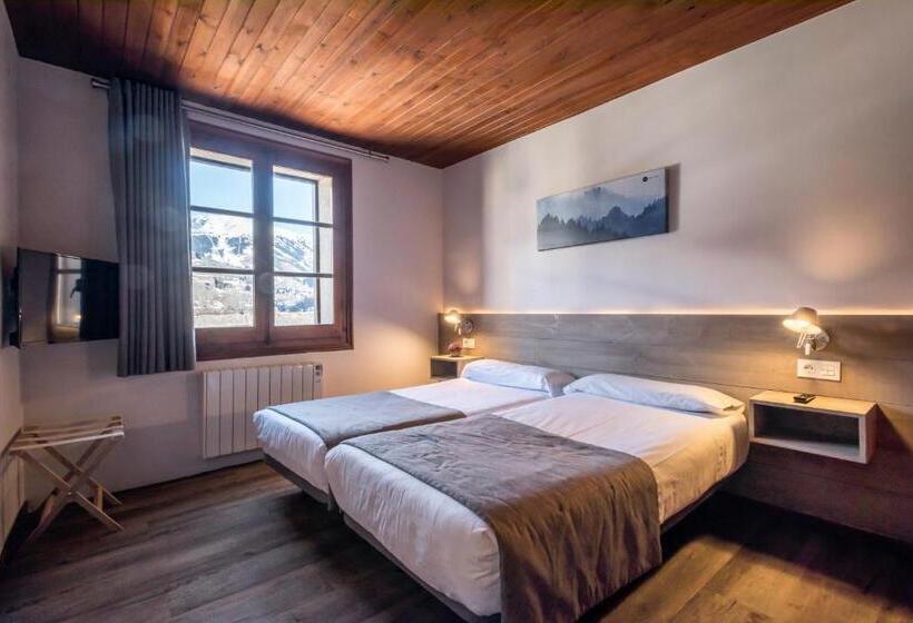 Номер Стандарт, Sno Mont Romies