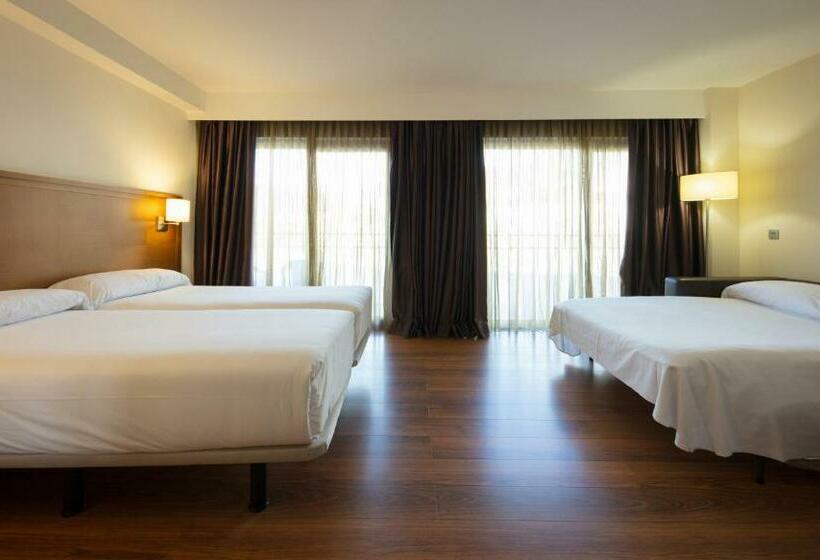 스탠다드 트리플 룸, Thalasso Cantabrico Las Sirenas 4 Superior