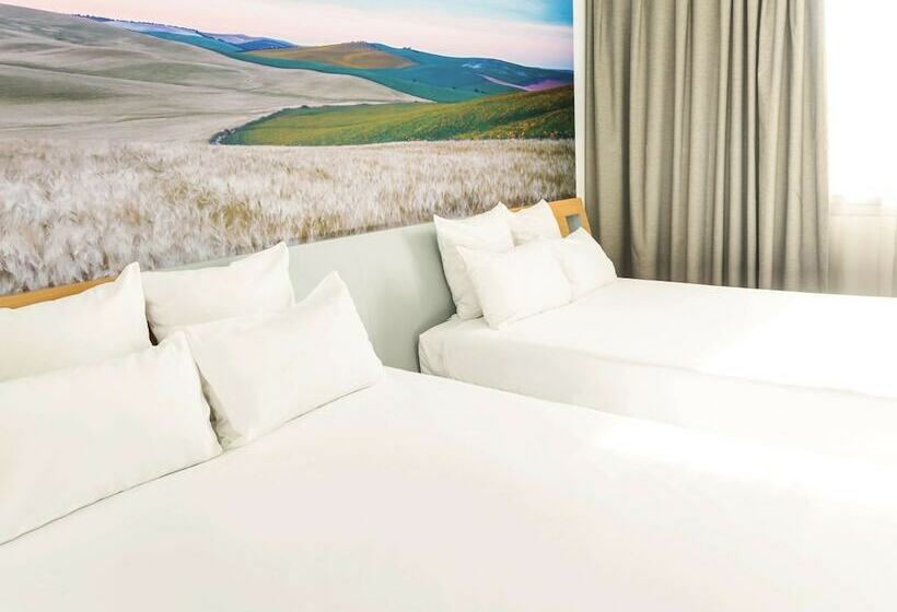 Quarto Superior, Novotel Campo De Las Naciones