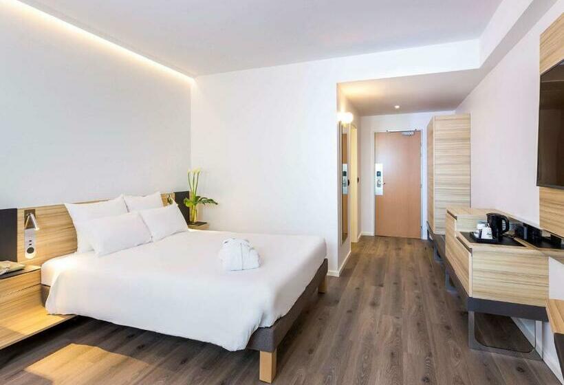 Quarto Executivo, Novotel Campo De Las Naciones