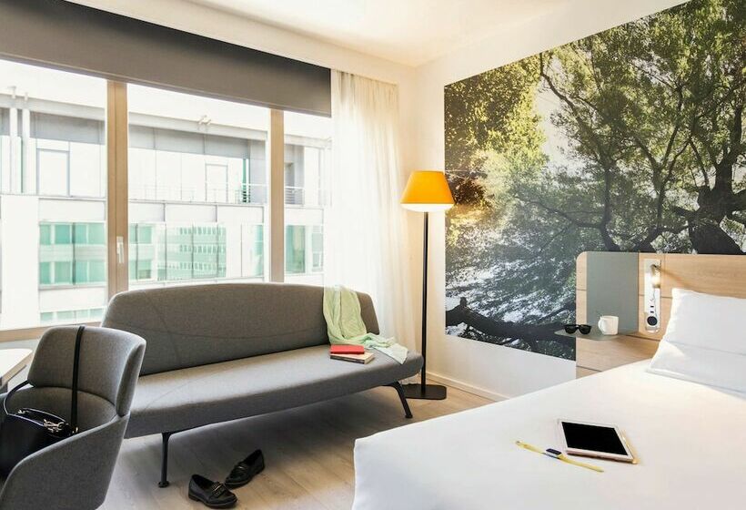 Quarto Deluxe, Novotel Campo De Las Naciones