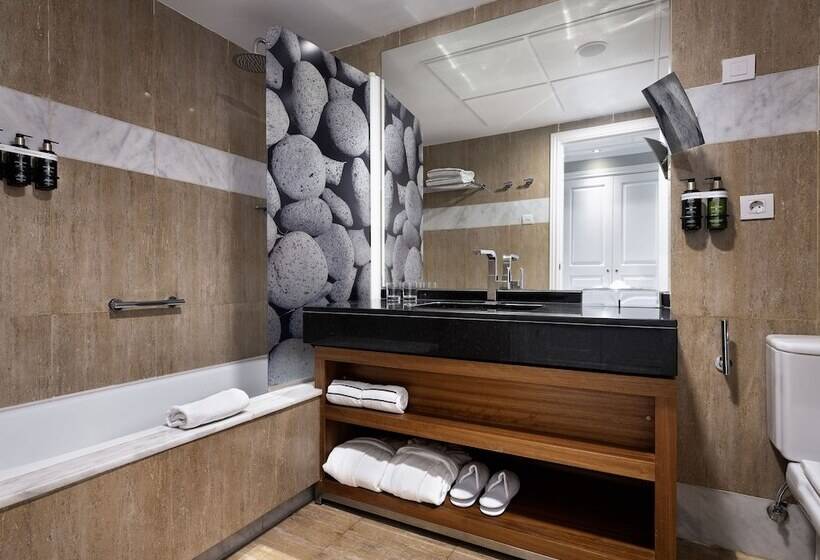 Suíte Master, ME Marbella Luxury Lifestyle Hotel
