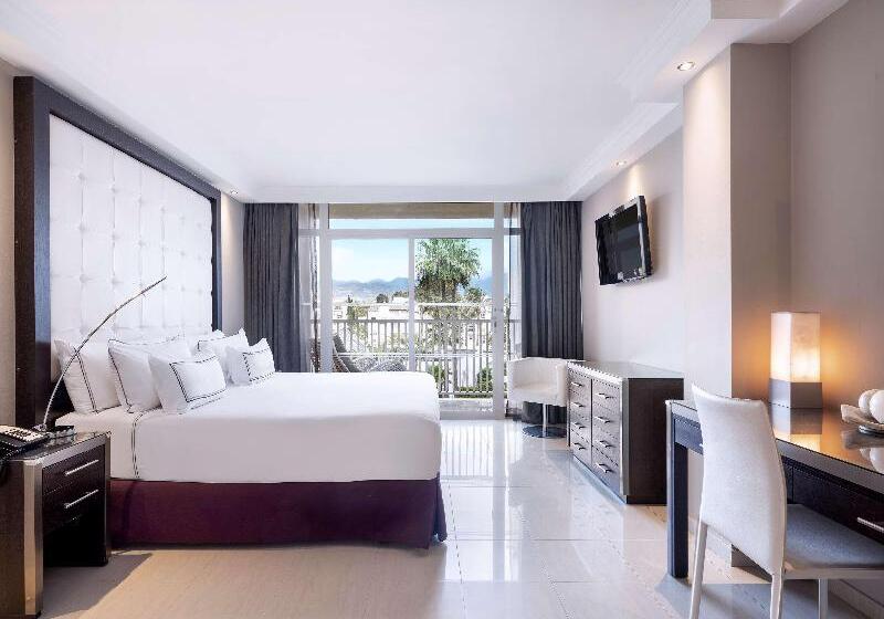 سوییت, ME Marbella Luxury Lifestyle Hotel