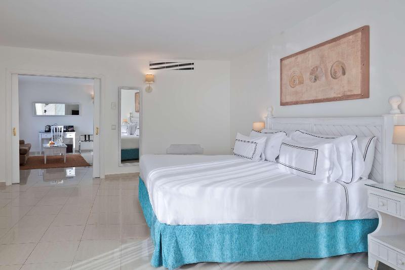 سوییت جونیور, ME Marbella Luxury Lifestyle Hotel