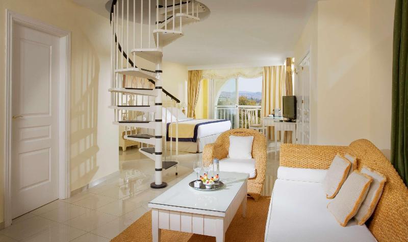 ジュニアスイート, ME Marbella Luxury Lifestyle Hotel