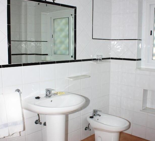 Quarto standart individual, Residencia Miami