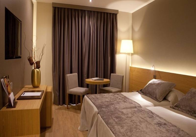 Habitación Estándar, M.a. Hotel Sevilla Congresos