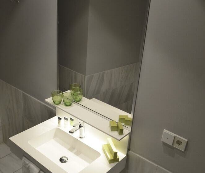 Habitación Estándar Vista Mar, Silken Palacio Uribarren