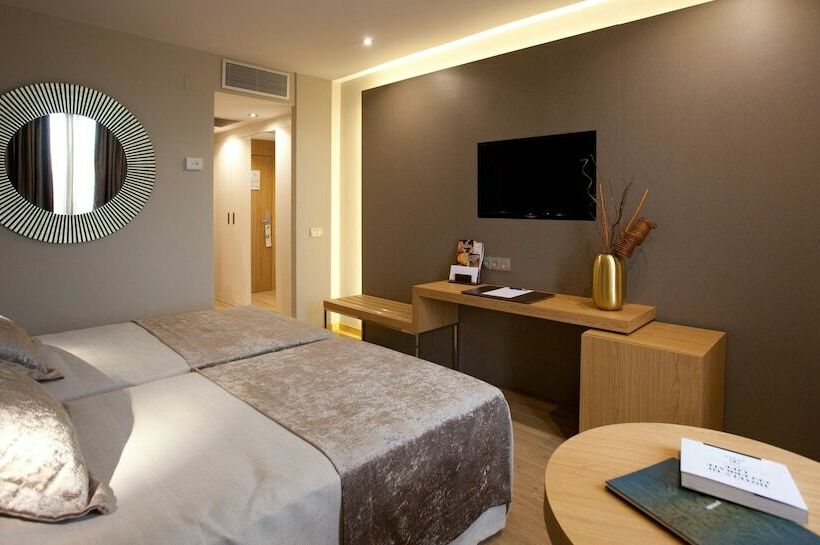 اتاق استاندارد, M.a. Hotel Sevilla Congresos