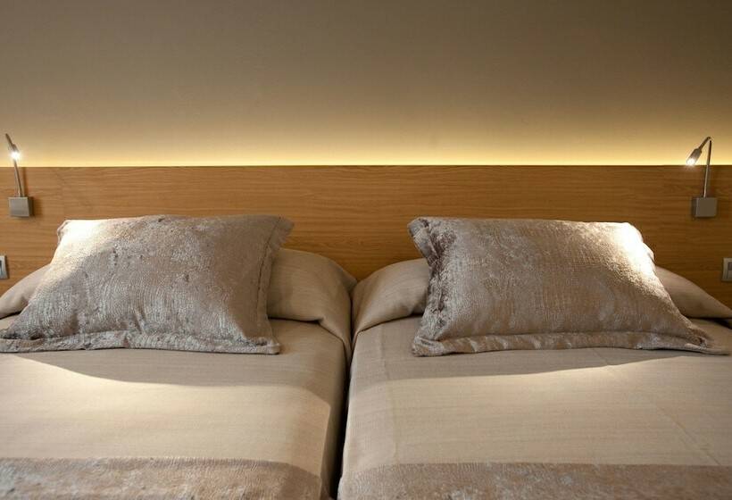 اتاق استاندارد, M.a. Hotel Sevilla Congresos