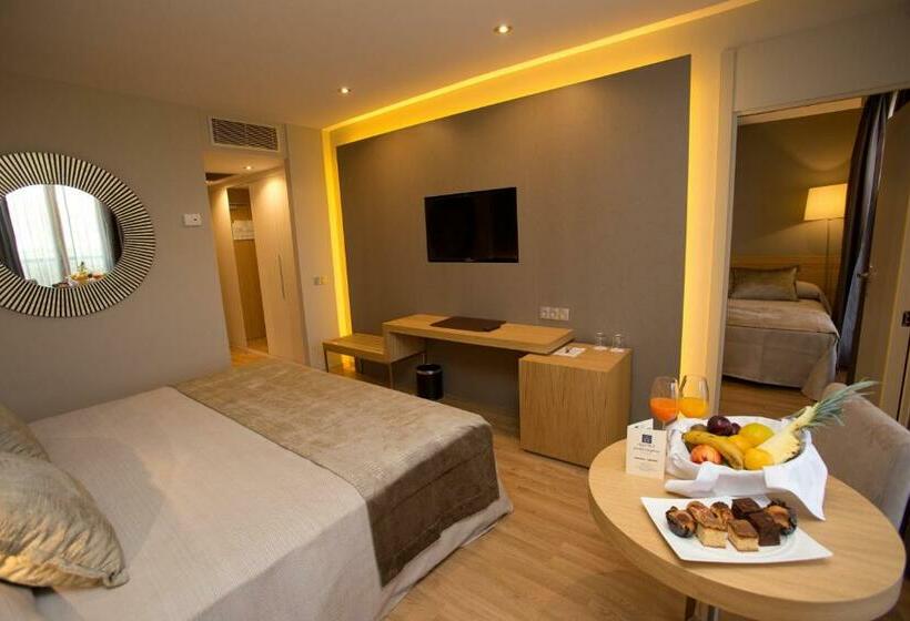 اتاق خانوادگی, M.a. Hotel Sevilla Congresos