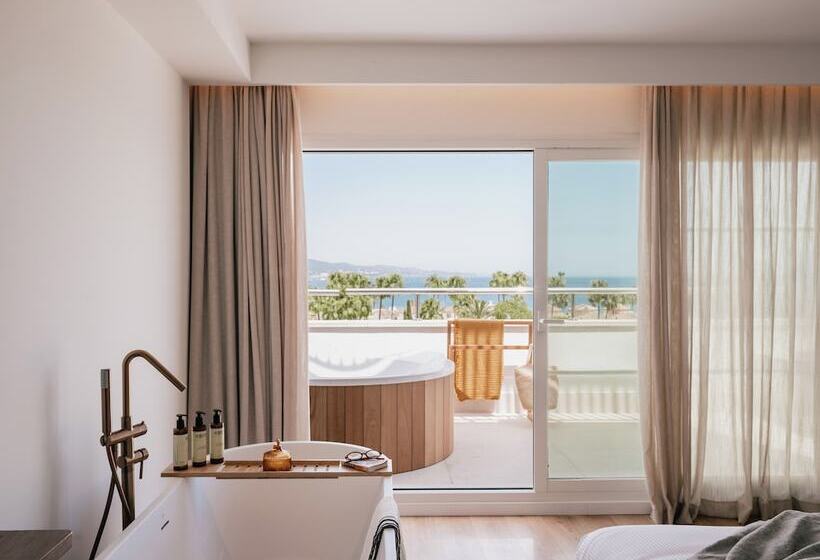 Quarto Ático, ME Marbella Luxury Lifestyle Hotel