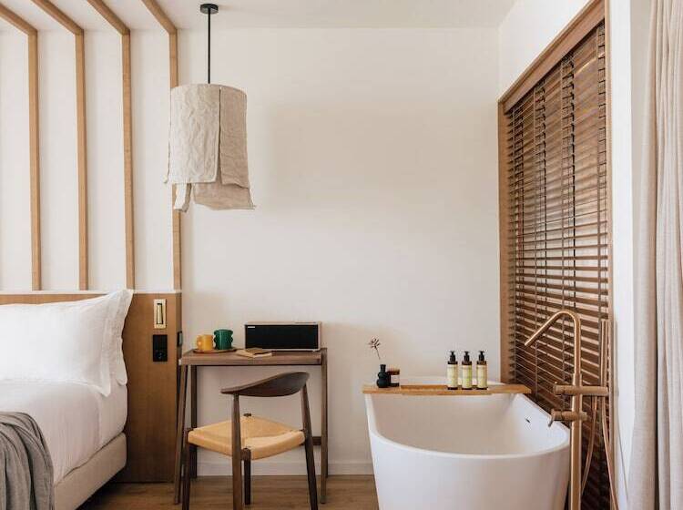 Suíte, ME Marbella Luxury Lifestyle Hotel