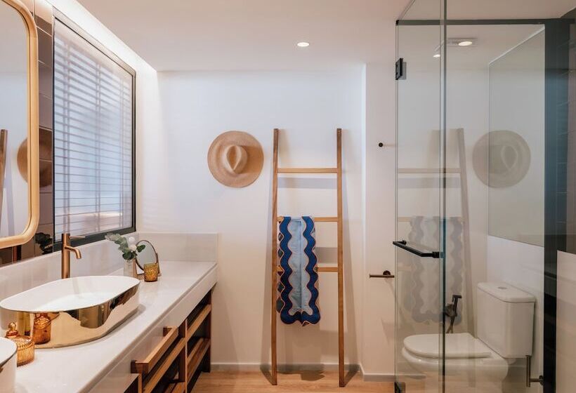 Junior Suíte with Views, ME Marbella Luxury Lifestyle Hotel