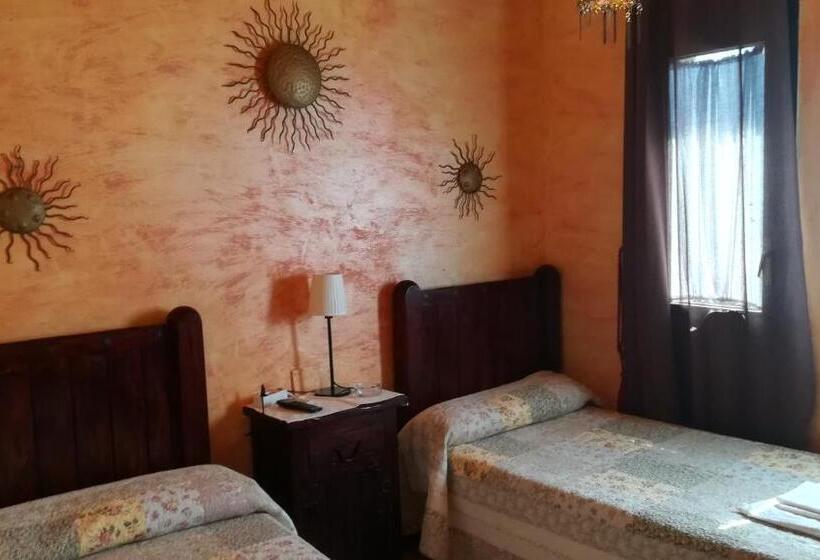 اتاق استاندارد یک نفره, Hostal Restaurante La Diligencia