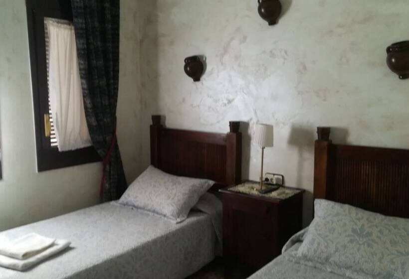 اتاق استاندارد, Hostal Restaurante La Diligencia