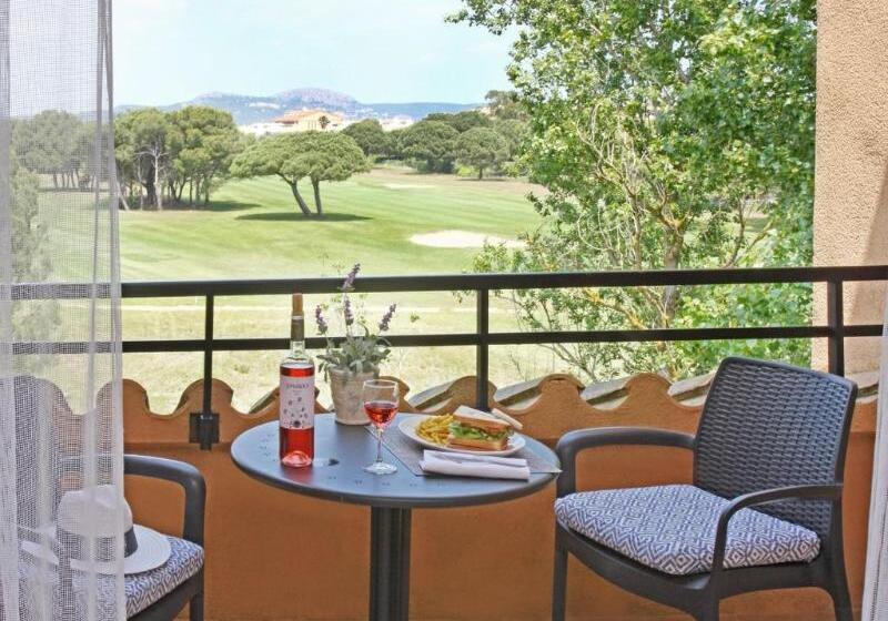 Полулюкс, La Costa Hotel Golf & Beach Resort