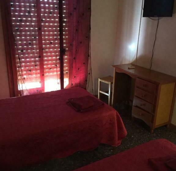 スタンダードルーム, Hostal L'escaleta