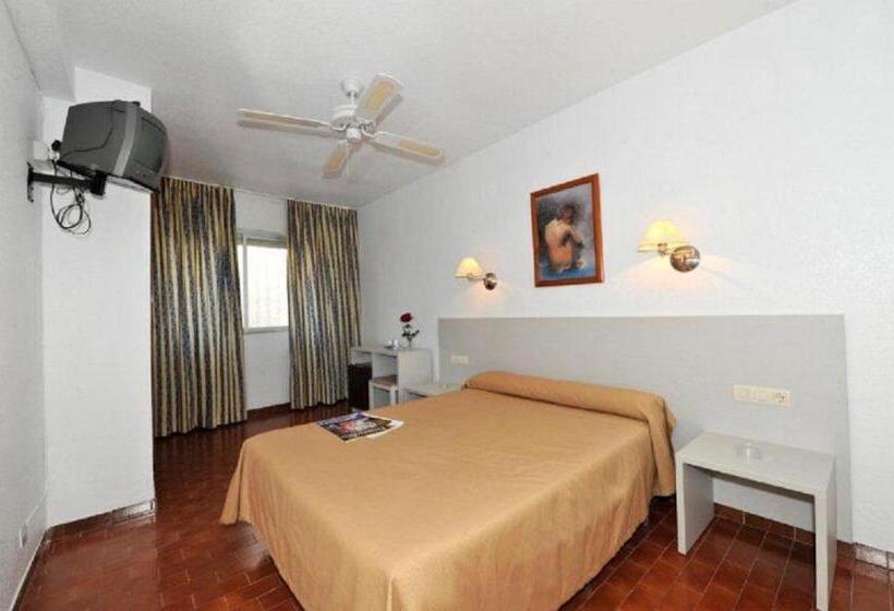 스탠다드 룸, Hostal Velilla