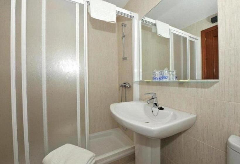 스탠다드 룸 바다 전망, Hostal Velilla