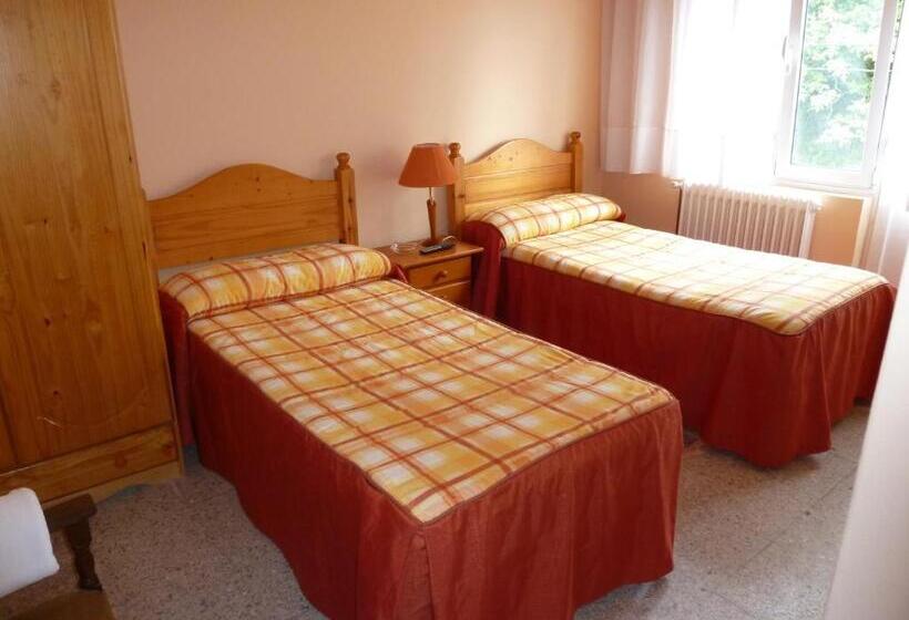 Номер Стандарт, Hostal De La Playa