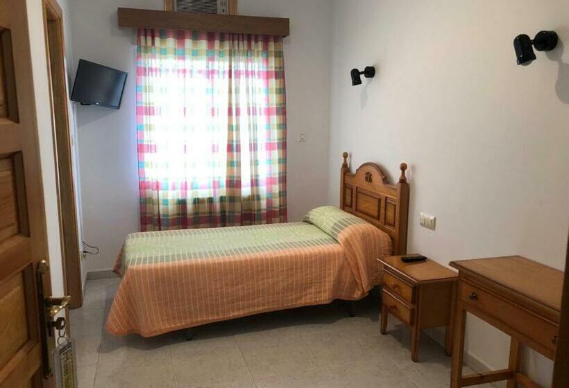 Номер Стандарт Индивидуальный, Hostal Arias