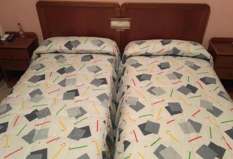 Номер Стандарт, Hostal Moraleda
